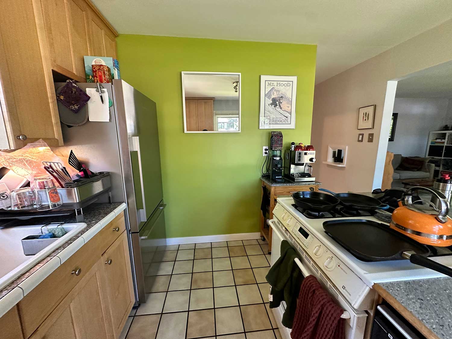 1961 MCM Kitchen Before